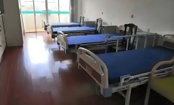 深圳高级职称落户_董璇前夫高云翔给天下男人狠狠上了一课 2名屋内贼人搜掠潜入